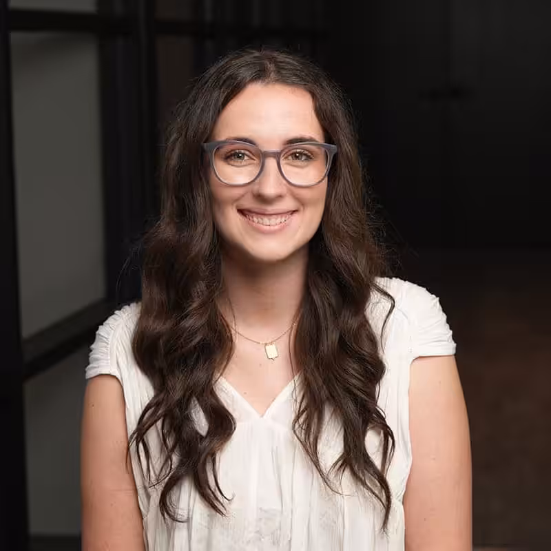 Sarah headshot